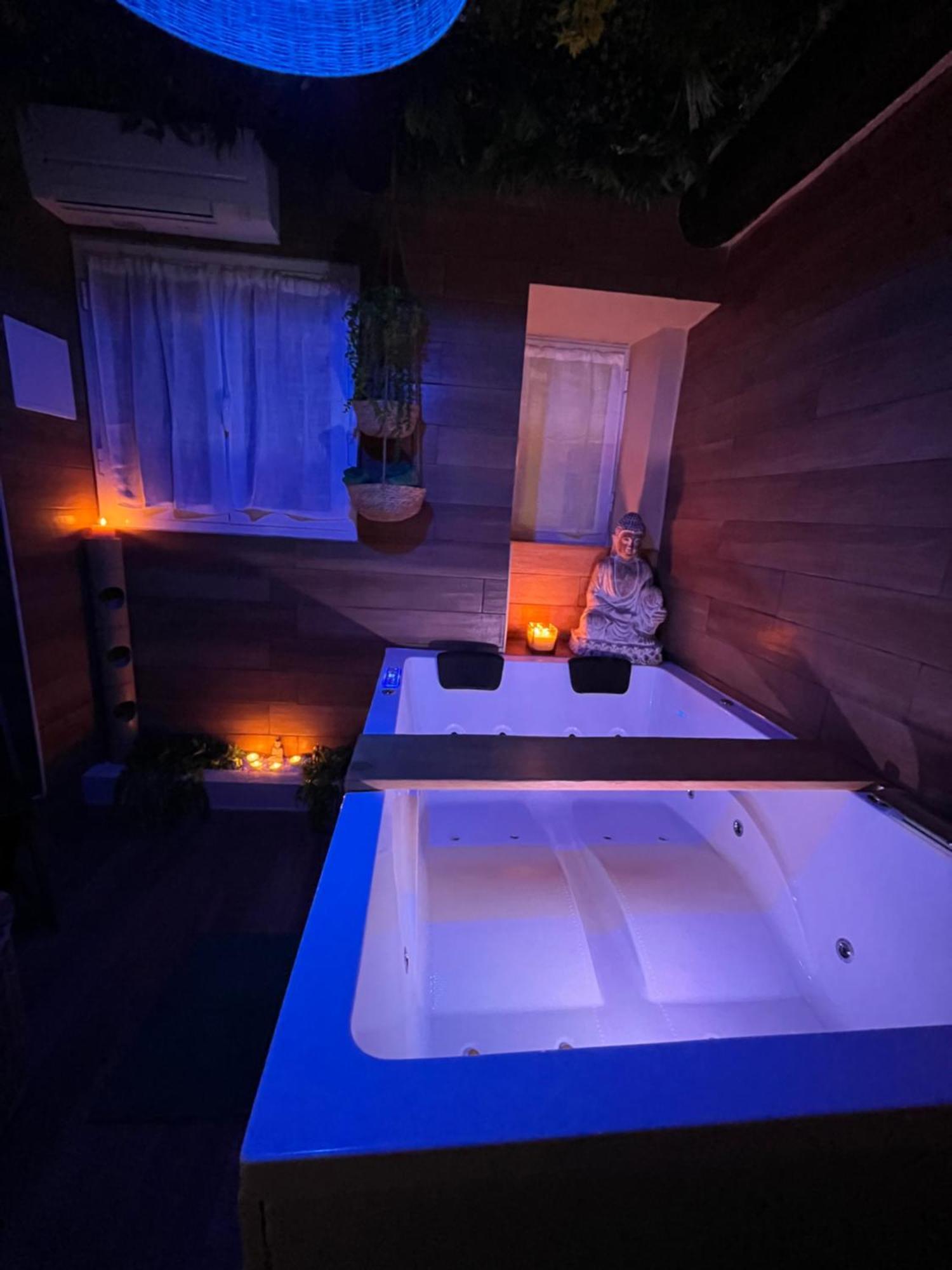 Le Balneo Jacuzzi Vieil Antibes Safranier Apartment Bagian luar foto